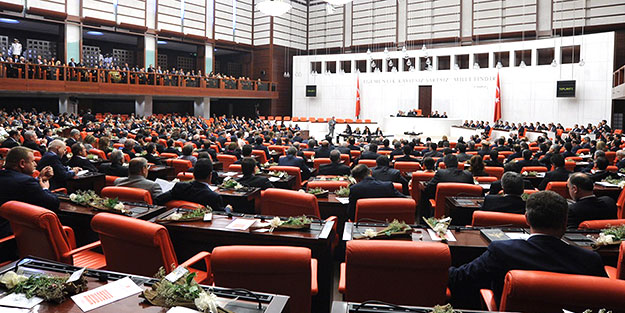 Meclis’in gündemi HSYK