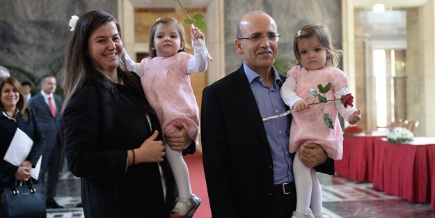 Meclis'te en çok çocuk hangi partide?