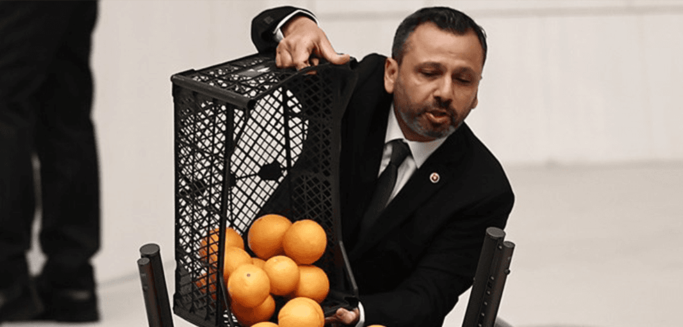 Meclis’te ‘portakal şov’ yapan CHP’li vekili utandıran rakamlar ortaya çıktı!