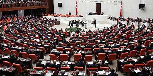 Meclis'te tarihi gece! Terörsüz Türkiye için çerçeve kanun teklifi kabul edildi