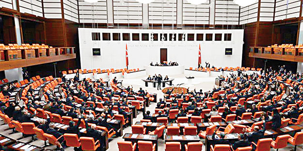 Meclis’te yeni döneme Bismillah