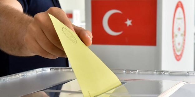 Meclisten geçti! Seçimler artık 5 yılda bir