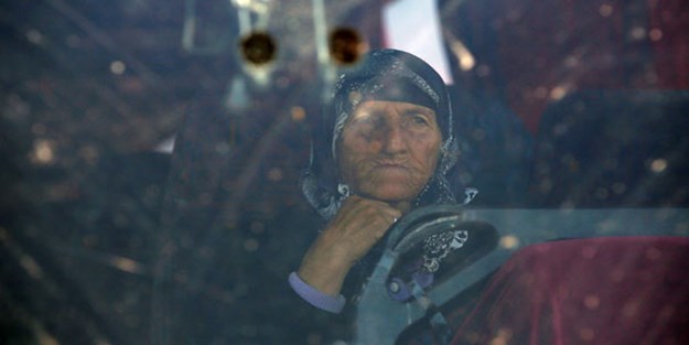 Medeni Avrupa'dan sığınmacılara: 