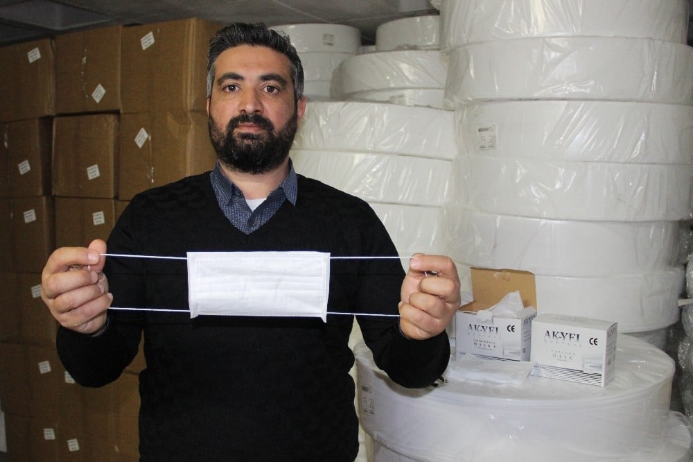 Medikal maske firmaları 24 saat üretim yapıyor 
