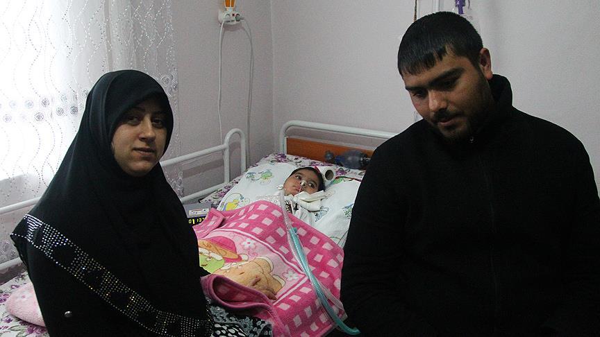 Medine bebeğin başında 'elektrik nöbeti'