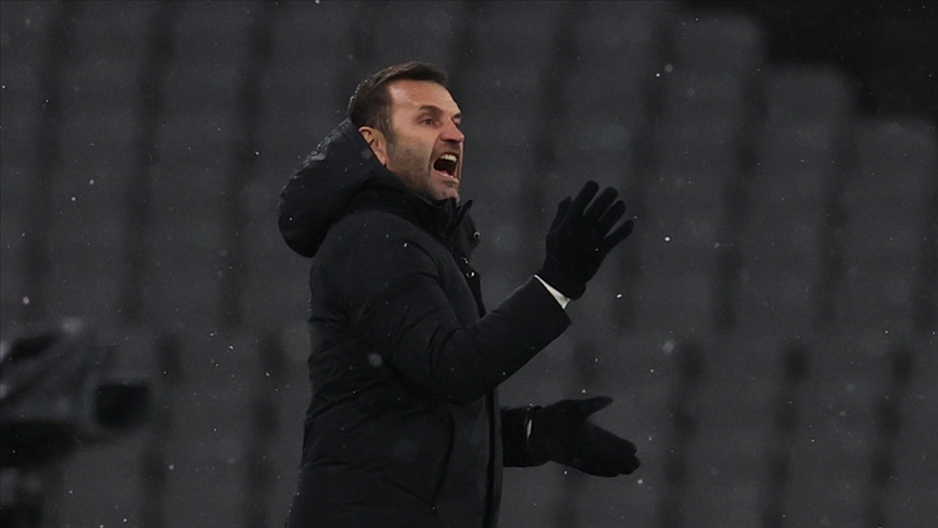 Medipol Başakşehir Teknik Direktörü Buruk: Bu sene şanssız bir sene geçiyoruz