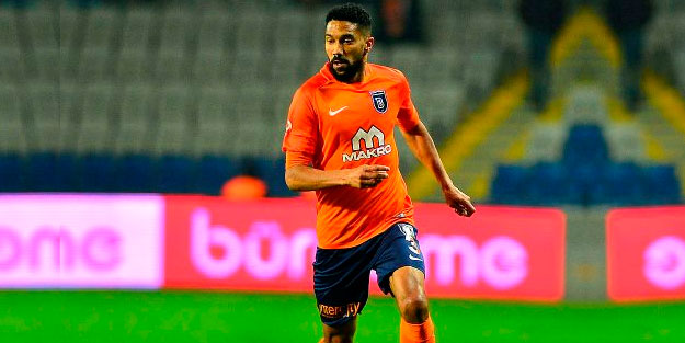 Medipol Başakşehir'de ilk ayrılık belli oldu! Gael Clichy...