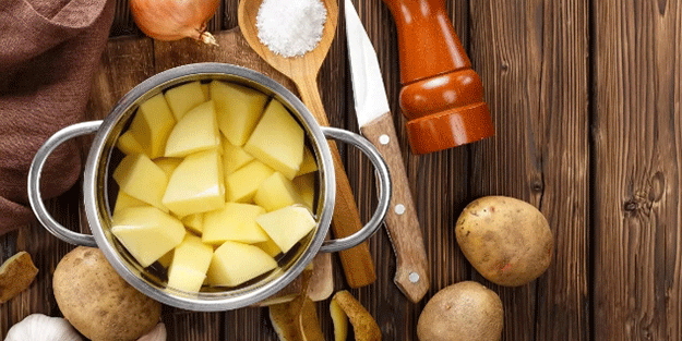 Meğer patatesi çok yanlış pişiriyormuşuz! Haşlama işte böyle yapılır