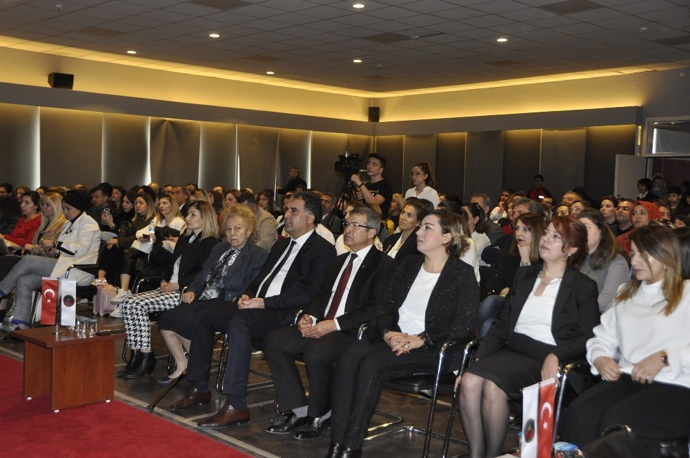 Mehmet Akif Ersoy Gaziantep Kolej Vakfı’nda anıldı 