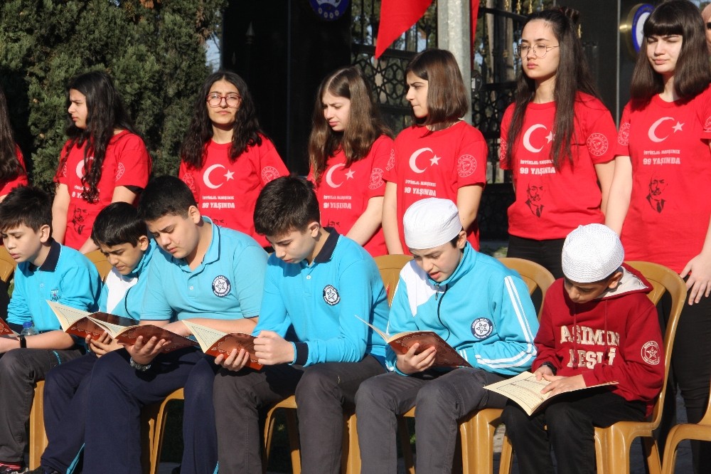 Mehmet Akif Ersoy, İstiklal Marşının kabulünün 99. yıl dönümünde kabri başında anıldı 