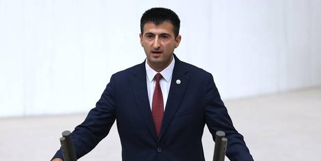 Mehmet Ali Çelebi, istifa ettiğini duyurdu