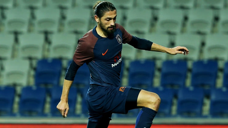 Mehmet Batdal ayrılığın eşiğinde!