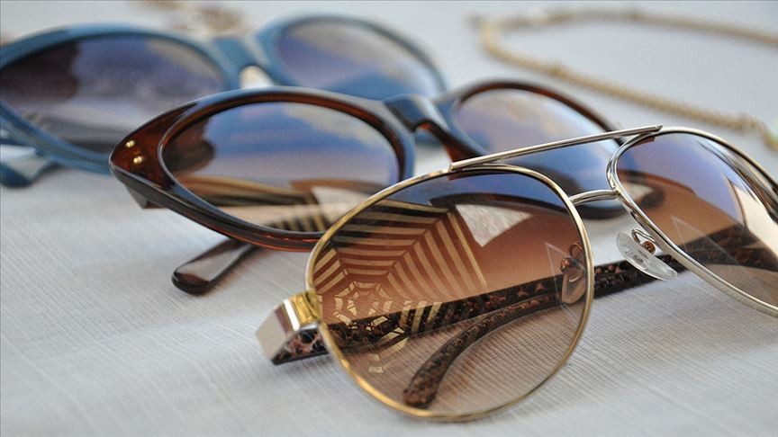 Mehmet Baykara: Güneş gözlüğü seçiminde cam rengi önemli