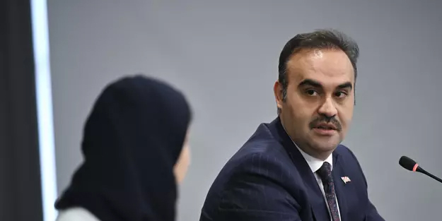 Mehmet Fatih Kacır, BAE'li mevkidaşı ile görüştü! Dikkat çeken çıkış: Takibe başladılar, Uzay'a taşıyacak