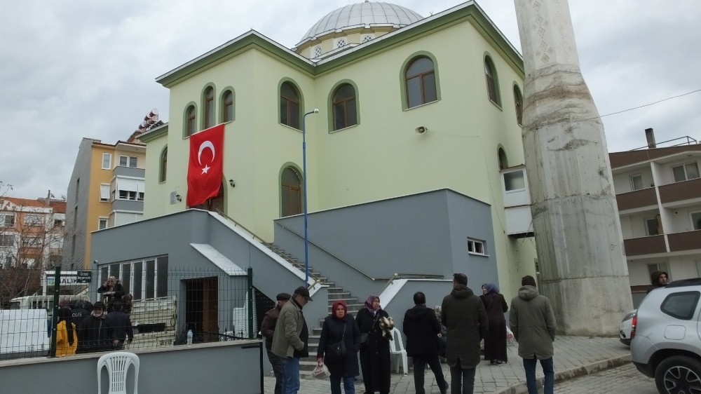 Mehmet Kocaatlı Cami ibadete açıldı 