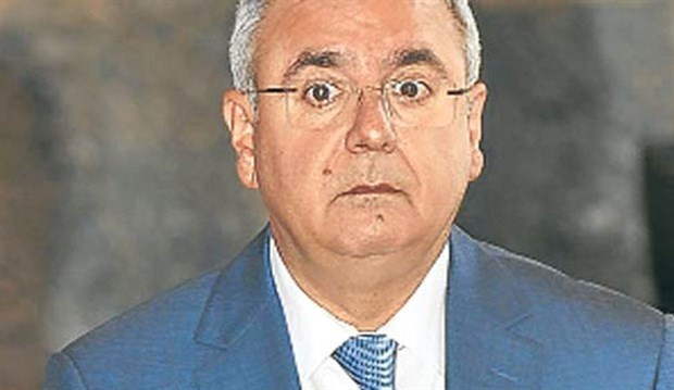 Mehmet Metiner çılgına döndü: Siz ne biçim insanlarsınız ya