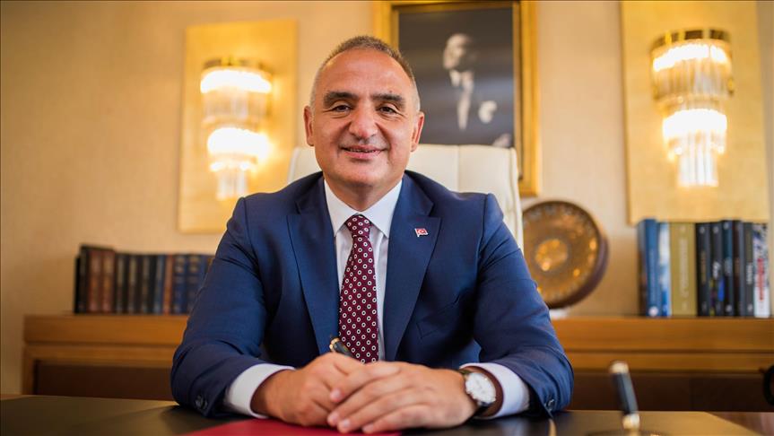 Mehmet Nuri Ersoy'dan öğrencilere müze daveti