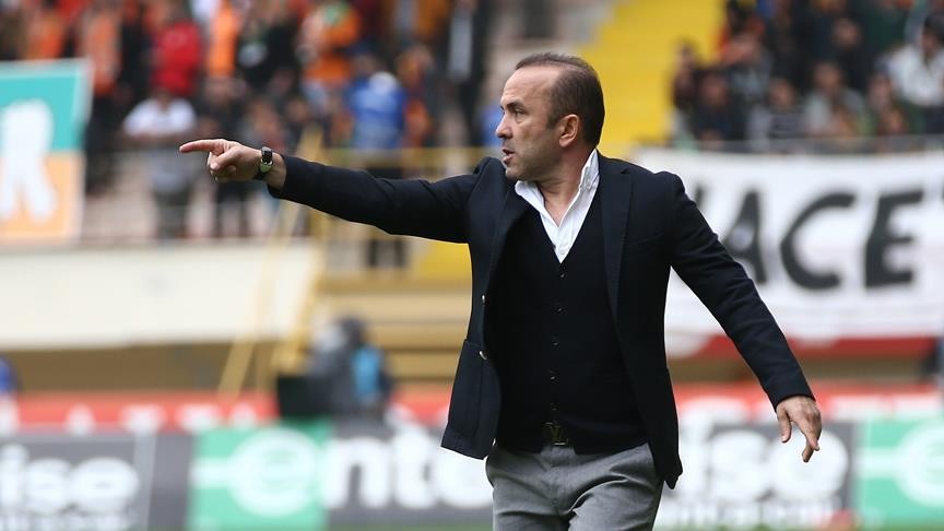 Mehmet Özdilek: Bir puanı cebimize koyduk ama Üç puanı da alabilirdik
