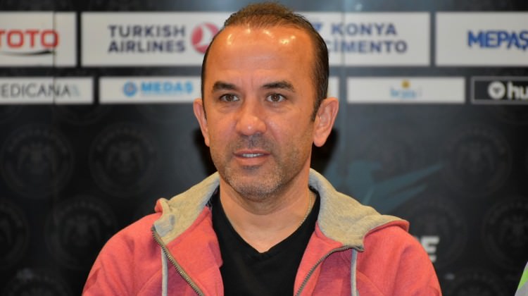 Mehmet Özdilek'ten hakeme sert çıkış!