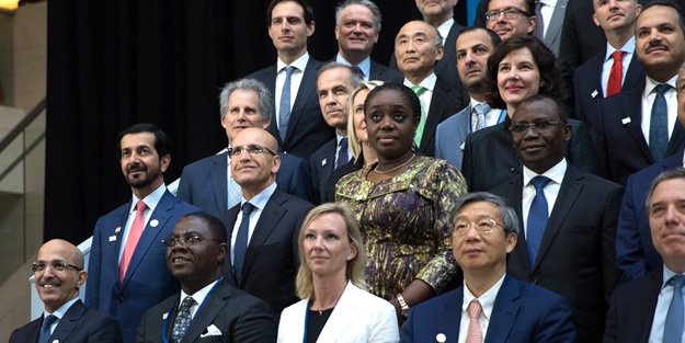 Mehmet Şimşek 'IMF aile fotoğrafı' çekimine katıldı