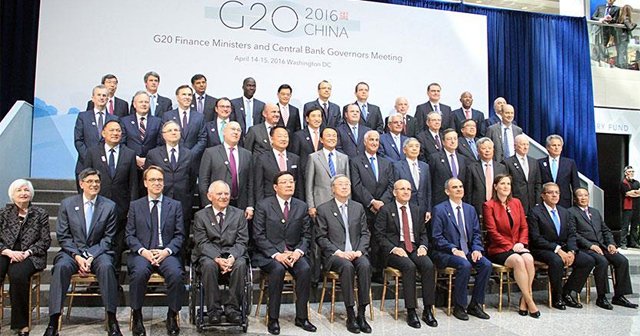 Mehmet Şimşek, 'IMF Guvernörleri aile fotoğrafı' çekimine katıldı