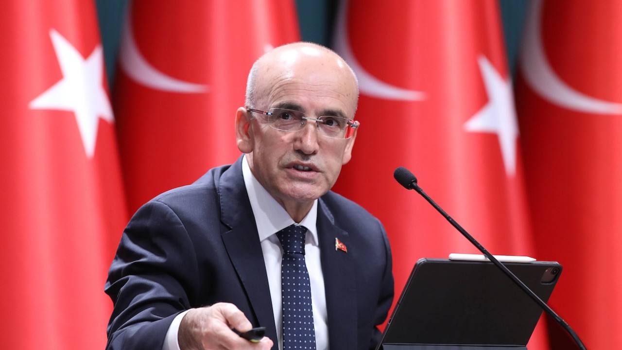 Mehmet Şimşek yalnız bırakılmamalı! Kilit mesaj bakın ne