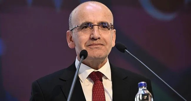 Mehmet Şimşek’ten istifa iddialarına net cevap: Siyasi gündemim yok!