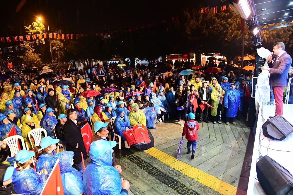 Mehmet Tosun’a yağmur altında büyük destek 
