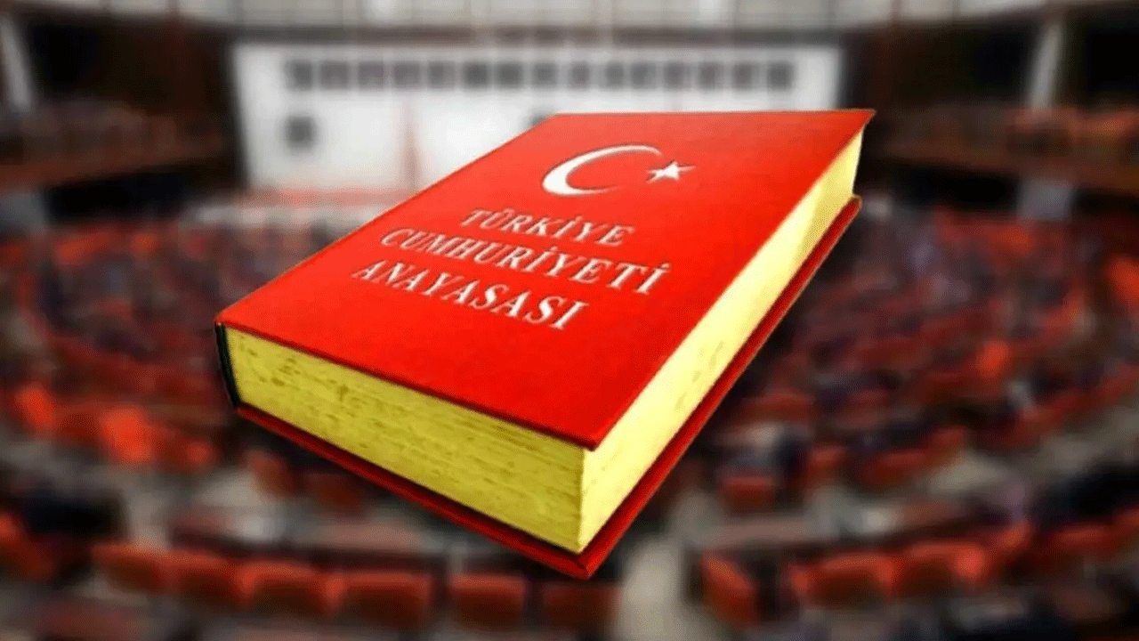 Mehmet Uçum duyurdu! "Türkiye, Meclis eliyle anayasa yapmaya muktedirdir"