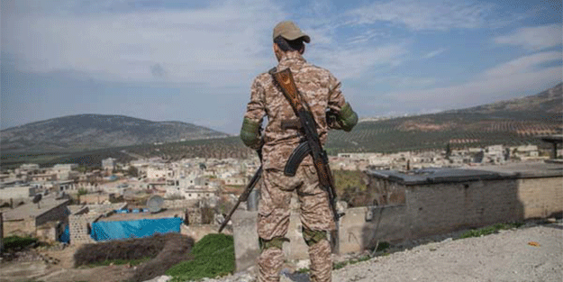 Mehmetçik Afrin tepelerine yerleşti