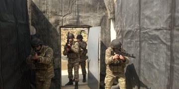 Mehmetçik Azeri kerdeşleri ile tatbikata devam ediyor