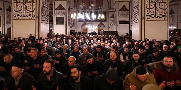 Mehmetçik için 90 bin camide dua okundu