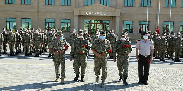 Mehmetçik, kardeş ülke Azerbaycan'da törenle karşılandı