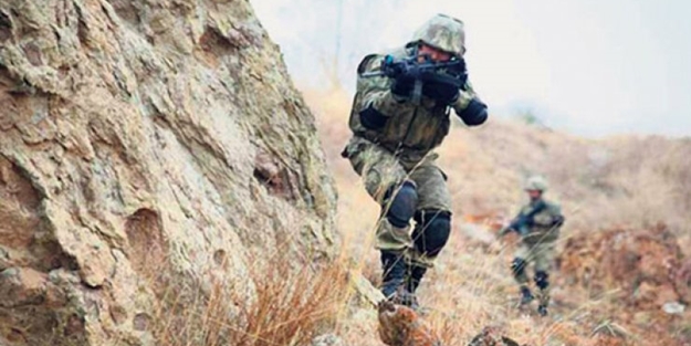 Mehmetçik teröristlere nefes aldırmıyor