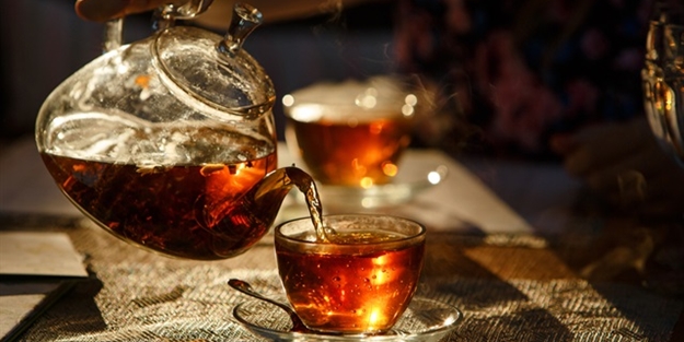 "Mehmetçik'e benden üç çay"