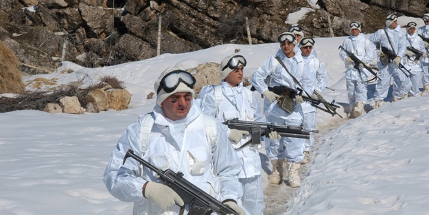 Mehmetçik'ten -20 derecede operasyon
