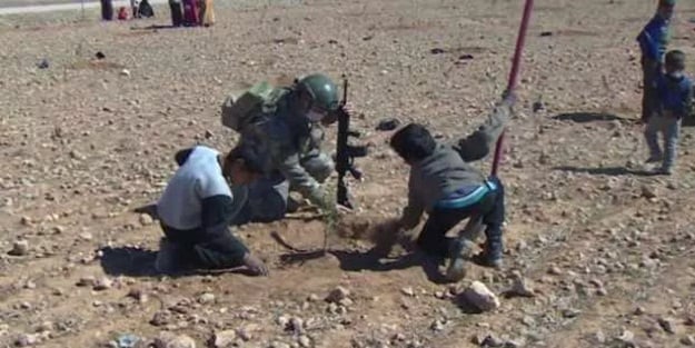 Mehmetçik'ten Tel Abyad’da anlamlı hareket