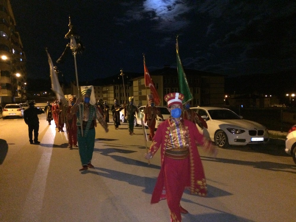 Mehteran eşliğinde “Onbeşi” 