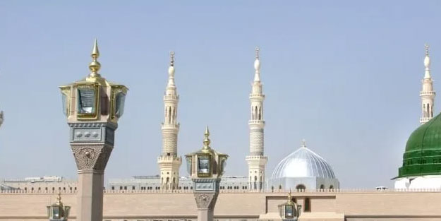 Mekke'de camilerin açılması için hazırlık yapılıyor