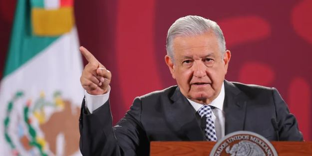 Meksika Devlet Başkanı Obrador, kayıp öğrencilerle ilgili bilgileri ailelerle paylaştıklarını söyledi