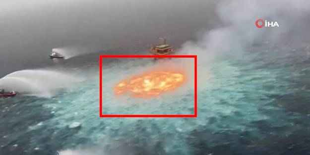 Sualtı petrol boru hattında patlama! Denizdeki 'ateş topu' ürküttü