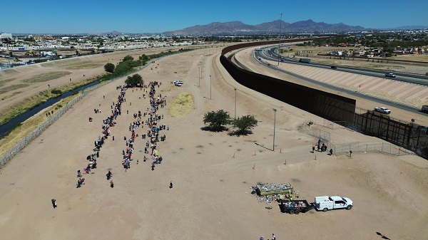 Meksika sınırında hareketlilik sürüyor