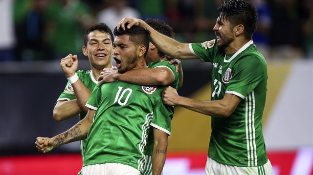 Meksika ve Venezuela grubu geçti