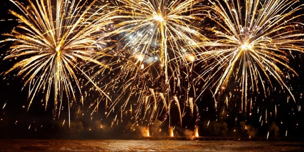 Meksika'da her gün yeni bir facia! Çok sayıda havai fişek alev aldı