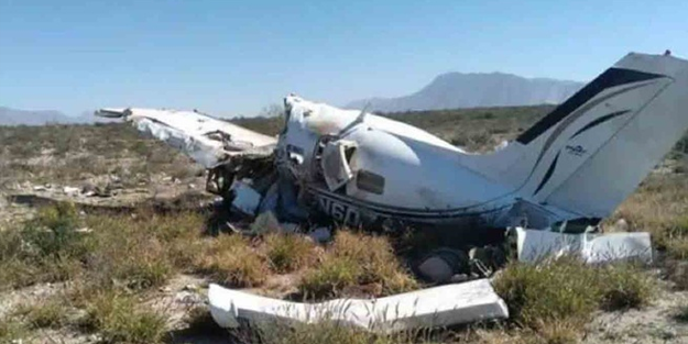 Meksika'da küçük uçak düştü: 4 ölü