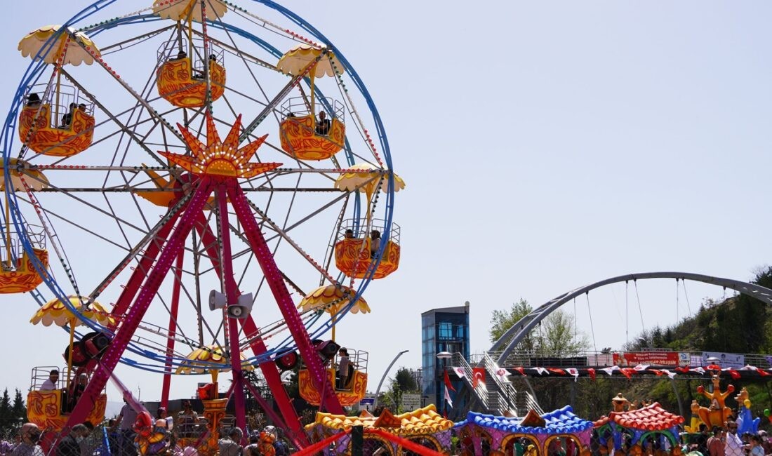 Meksika'da lunaparka düzenlenen silahlı saldırıda 2 kişi öldü