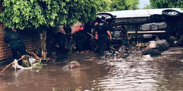 Meksika’da sel felaketi!