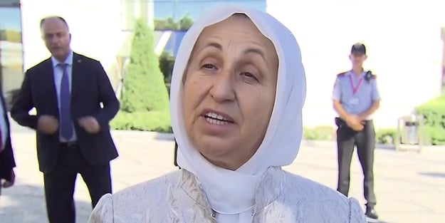 Akın İpek'in annesi: Gülen bir numaralı teröristtir