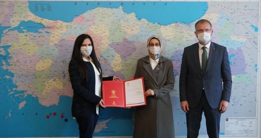 Melek Mankan, AK Parti Kütahya İl Kadın Kolları Başkanı oldu 