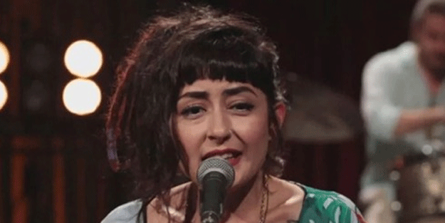 Melek Davarcı nişanlandı